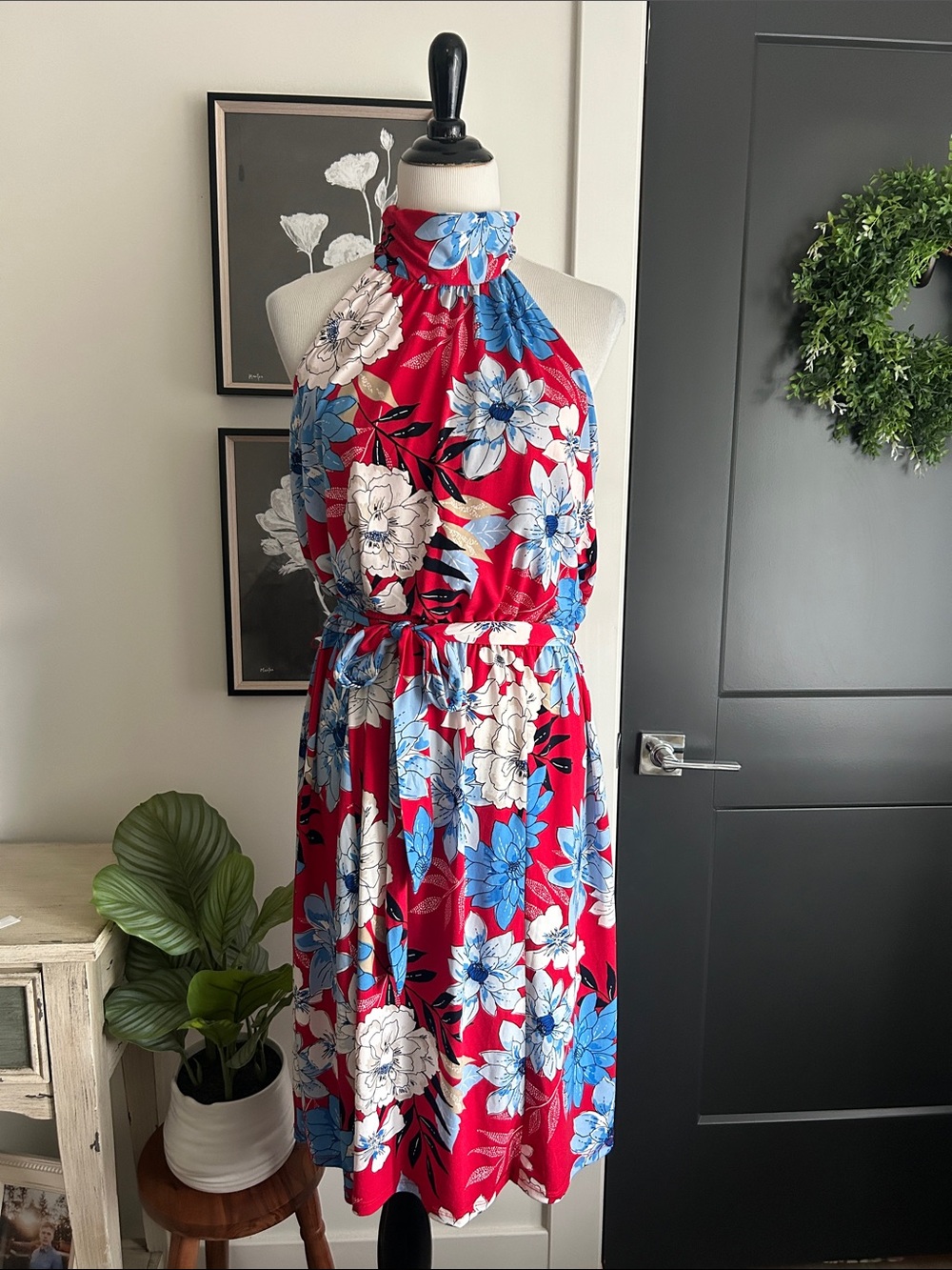 Size 14 🌹Red white blue Floral Halter Midi Dress with Tie Waist
